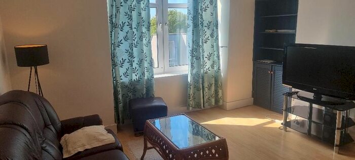 2 Bedroom Flat To Rent In Great Western Road, Aberdeen, AB10