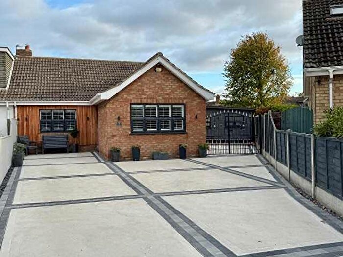 2 Bedroom Semi-Detached Bungalow For Sale In Grasmere Grove, Humberston, Grimsby, DN36
