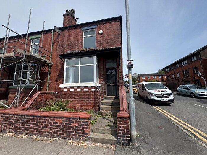 2 Bedroom End Of Terrace House To Rent In Chorley New Road, Horwich, Bolton, BL6