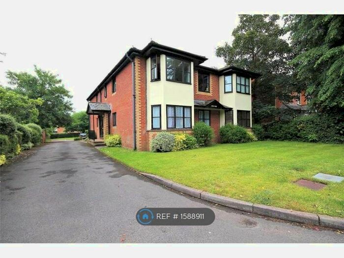 1 Bedroom Flat To Rent In Penlee House, Woking, GU22