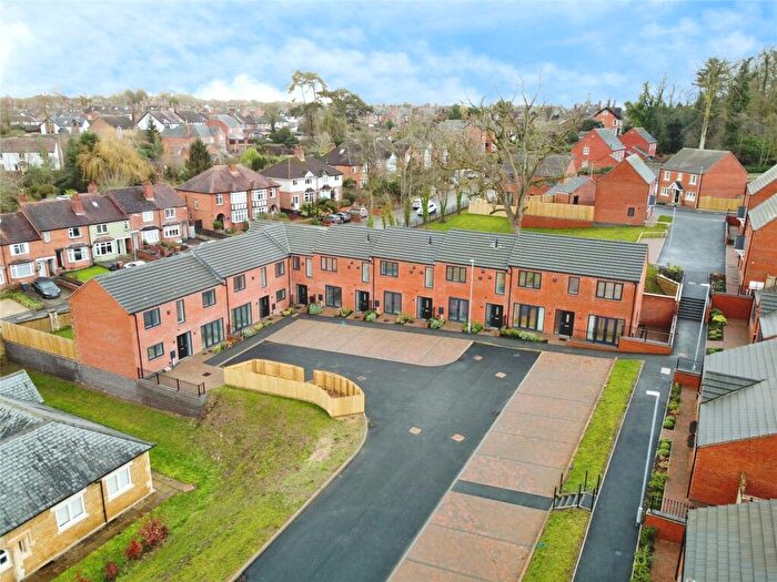 2 Bedroom Mews For Sale In Mable Close, Melton Mowbray, Leicestershire, LE13