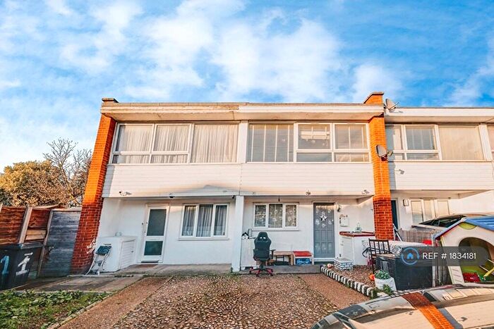 2 Bedroom Terraced House To Rent In The Mews, Ilford, IG4