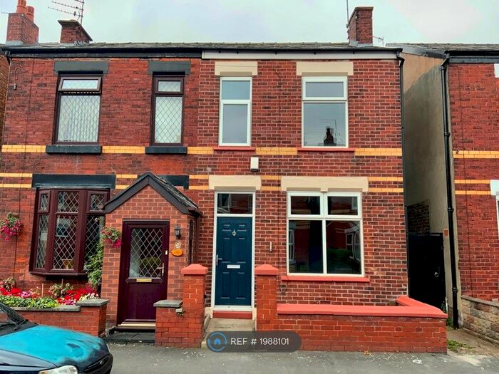 2 Bedroom Semi-Detached House To Rent In Hazel St, Stockport, SK7