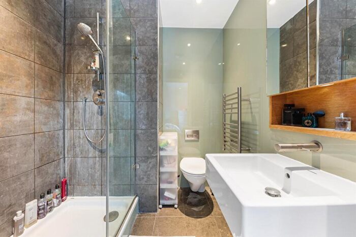 2 Bedroom Flat To Rent In Abbey Road, St John's Wood, NW8