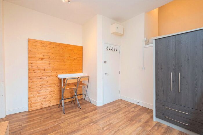 Studio To Rent In Junction Road, Archway, London, N19
