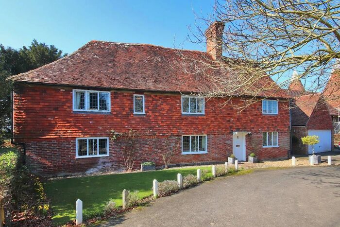 5 Bedroom Detached House For Sale In Brick Kiln Lane, Horsmonden, Kent, TN12