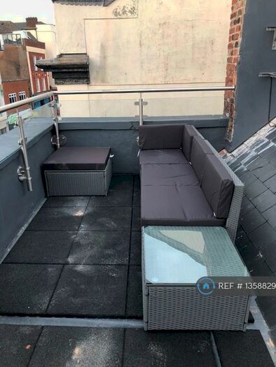 3 Bedroom Maisonette To Rent In Fore Street, Exeter, EX4