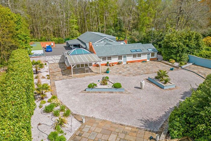 5 Bedroom Detached House To Rent In London Road, Windlesham, GU20