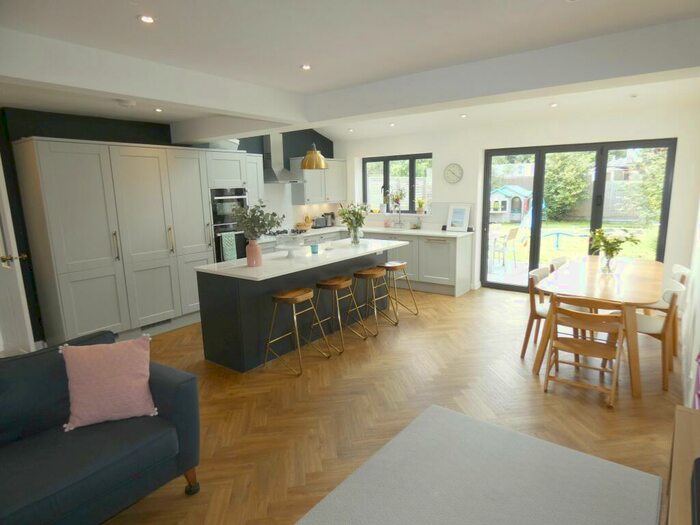 4 Bedroom Semi-Detached House To Rent In Thames Ditton, KT7