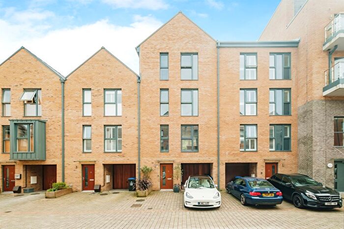 4 Bedroom Property For Sale In Salt Marsh Road, Shoreham-By-Sea, BN43