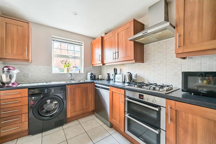 3 Bedroom Terraced House For Sale In Hermitage, Berkshire, RG18