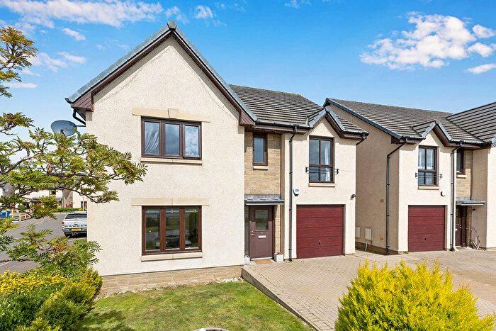 4 Bedroom Detached House For Sale In Bannockrigg Road, Bonnyrigg, EH19