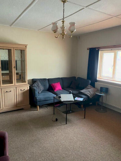 2 Bedroom Property To Rent In Longridge Avenue, Saltdean, BN2
