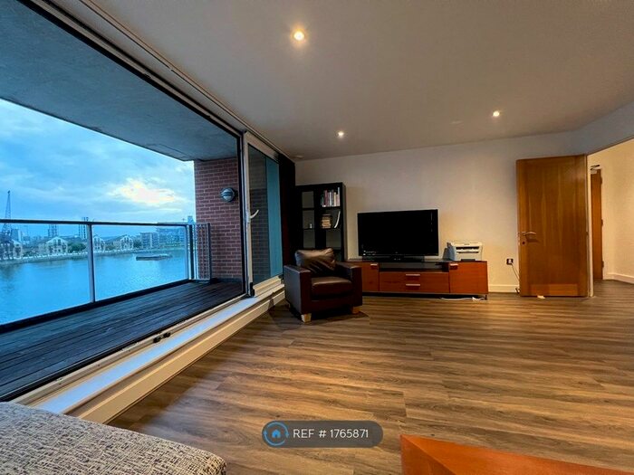 2 Bedroom Flat To Rent In Aegean Apartments, London, E16