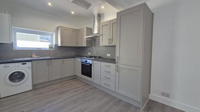 2 Bedroom Terraced House To Rent In South Road, Fratton, PO1