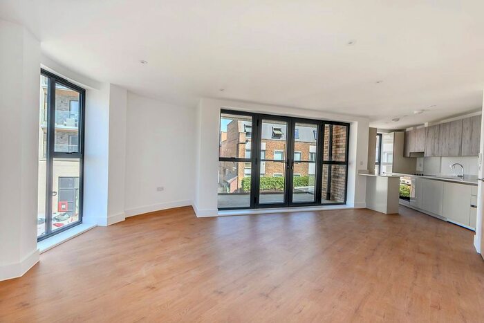 1 Bedroom Flat To Rent In Valley Gardens, Colliers Wood, London, SW19
