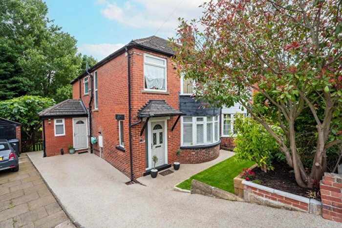 4 Bedroom Semi-Detached House For Sale In Chelwood Avenue, Roundhay, Leeds, LS8