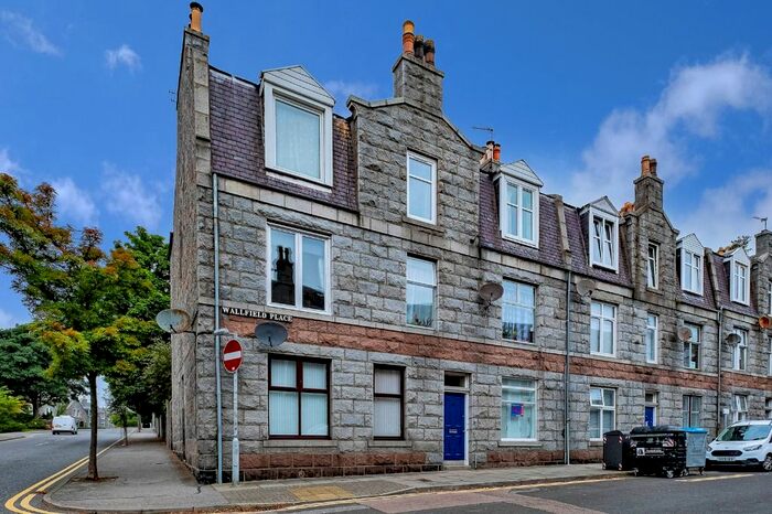 2 Bedroom Flat To Rent In Wallfield Place, Rosemount, Aberdeen, AB25