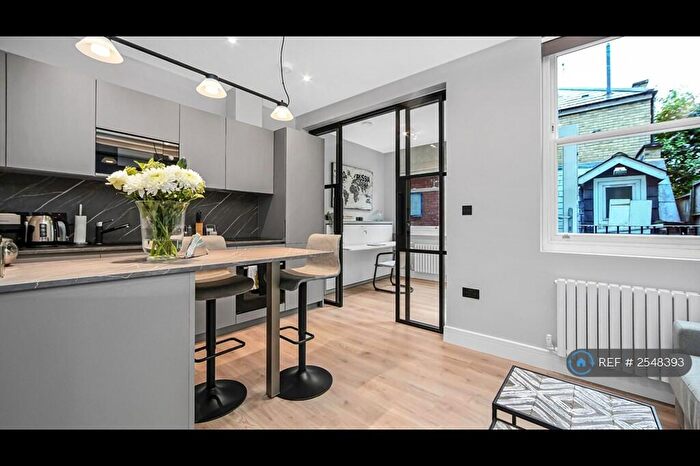 1 Bedroom Flat To Rent In Islington Park Street, London, N1