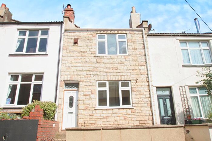 3 Bedroom Terraced House To Rent In Langton Park - Southville, BS3