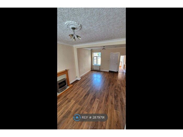 2 Bedroom Terraced House To Rent In Buller St, Grimsby, DN32