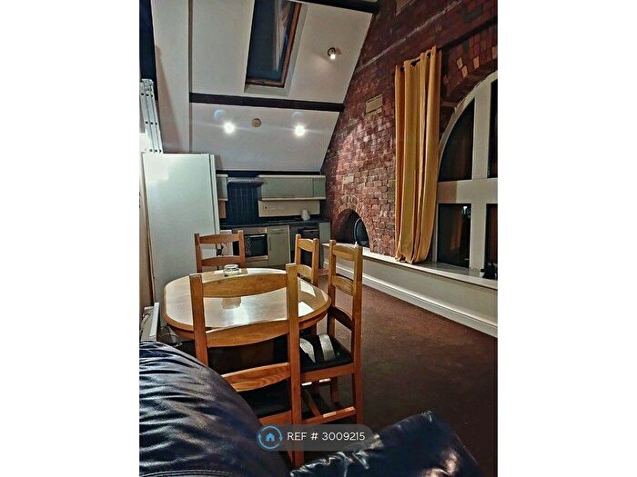 2 Bedroom Flat To Rent In The Lofts, Huddersfield, HD1