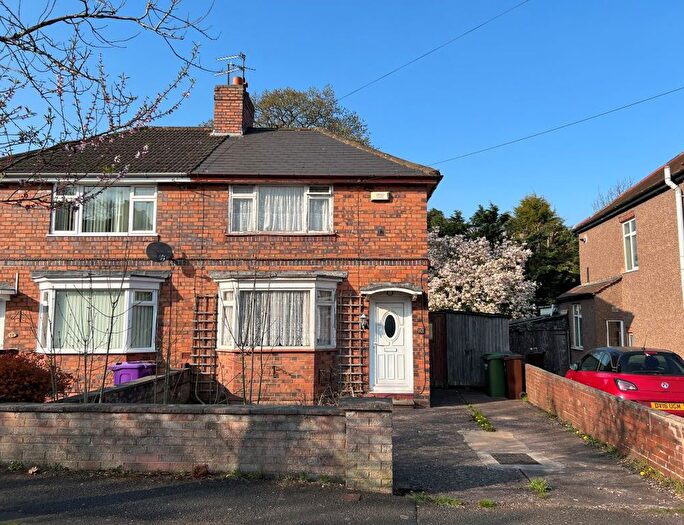 2 Bedroom Semi-Detached House For Sale In Warstones Crescent, Wolverhampton, WV4