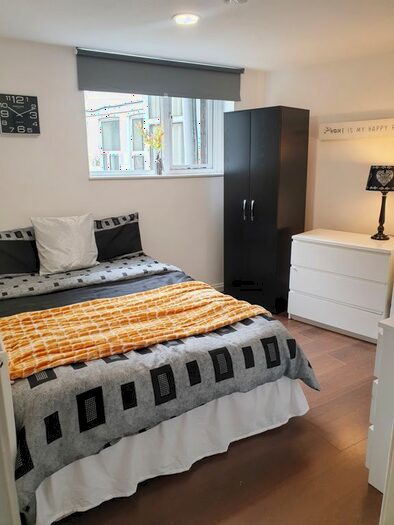Studio To Rent In Walsall Road, Darlaston, WS10