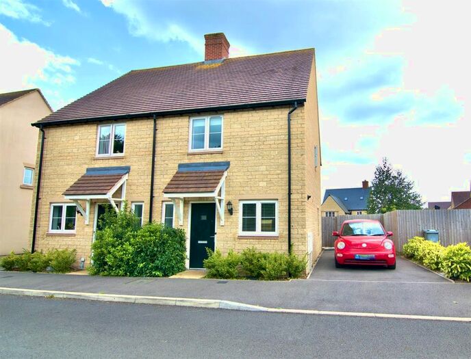 2 Bedroom Semi-Detached House To Rent In Spring Meadow, Witney, OX28