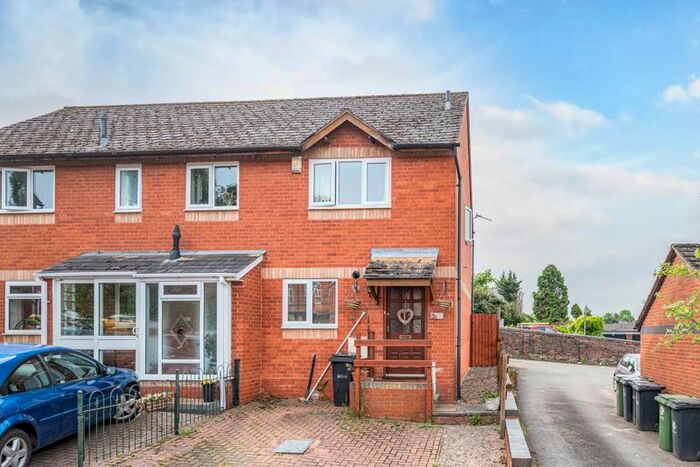 2 Bedroom End Of Terrace House To Rent In Byfield Rise, Worcester, WR5