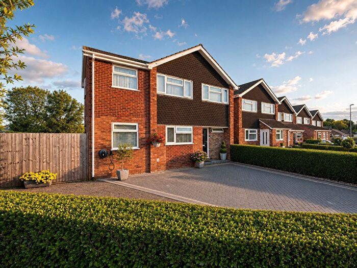 4 Bedroom Detached House For Sale In Columbia Drive, Worcester, Worcestershire, WR2