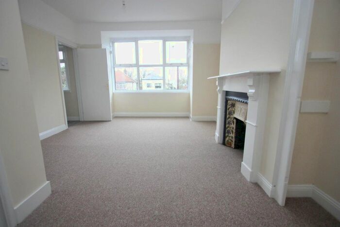 1 Bedroom Flat To Rent In Buxton Road, Weymouth DT4