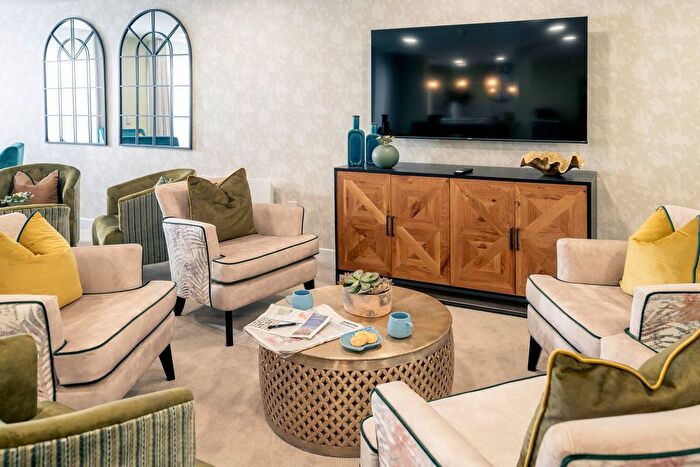 1 Bedroom Flat To Rent In Tadley, RG26