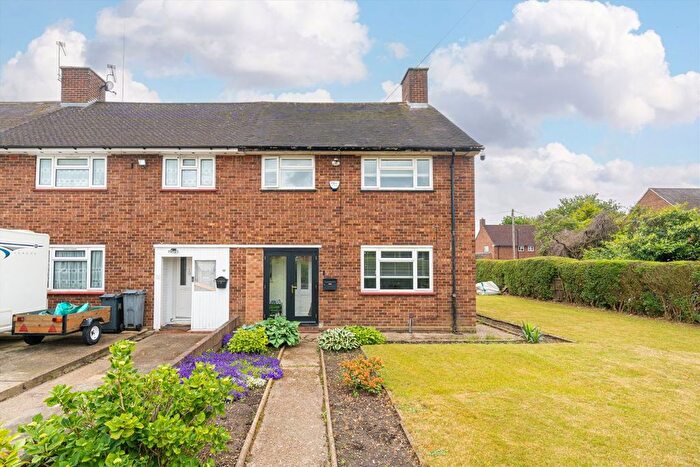 3 Bedroom End Of Terrace House To Rent In Wigley Road, Feltham, TW13