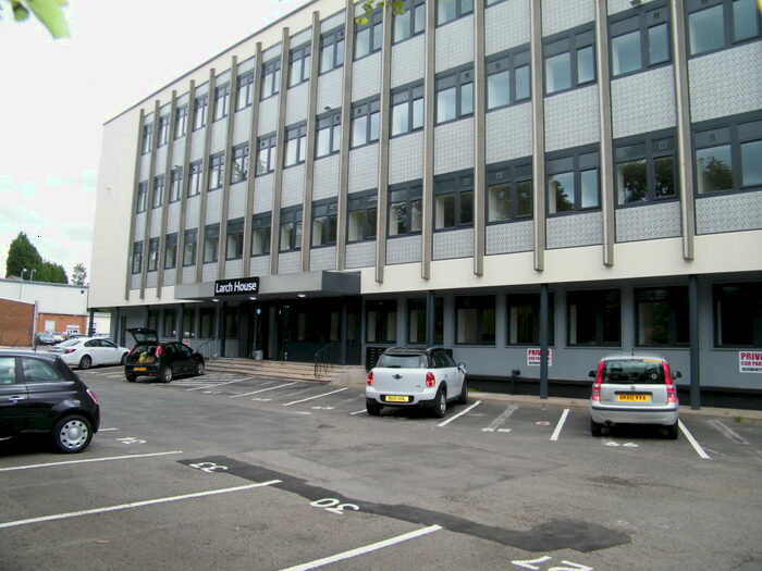 2 Bedroom Apartment To Rent In Kingswinford, West Midlands, DY6