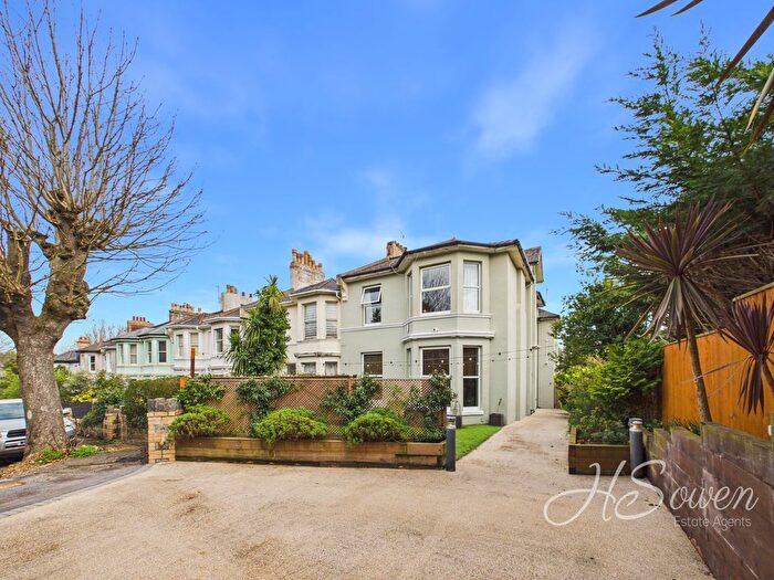 4 Bedroom End Terrace House For Sale In Thurlow Park, Torquay, TQ1