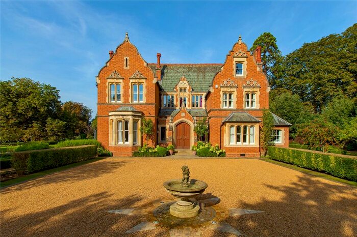 6 Bedroom Detached House For Sale In Wimpole Road, Barton, Cambridge CB23