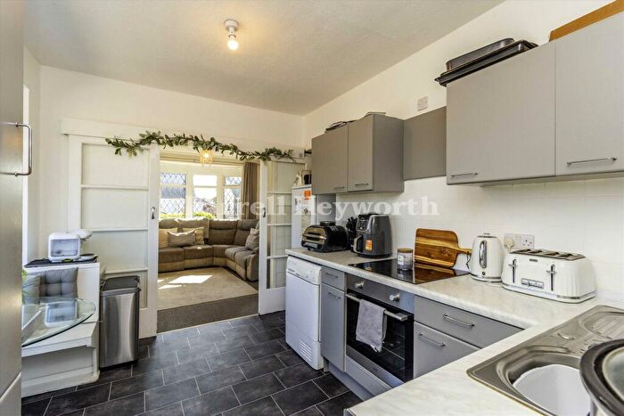 2 Bedroom Bungalow For Sale In Woodlands Drive, Heysham, Morecambe, LA3