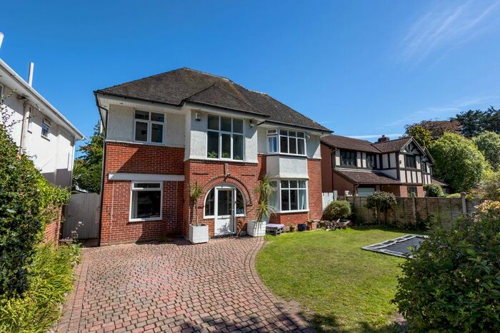 5 Bedroom Property To Rent In Woodland Avenue, Southbourne, Bournemouth, BH5