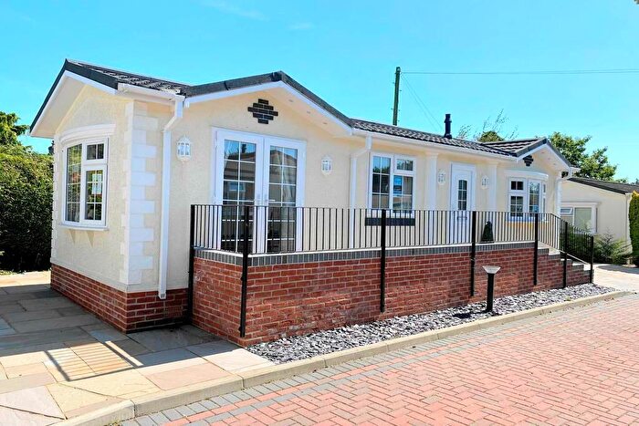 1 Bedroom Park Home For Sale In Winfrith Newburgh, Dorchester, DT2