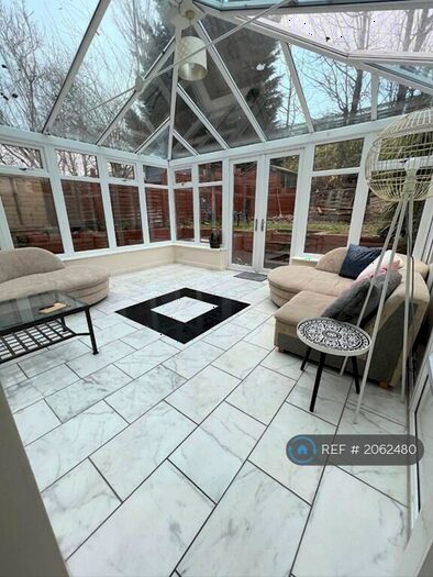 2 Bedroom Semi-Detached House To Rent In Bynes Road, Croydon, CR2