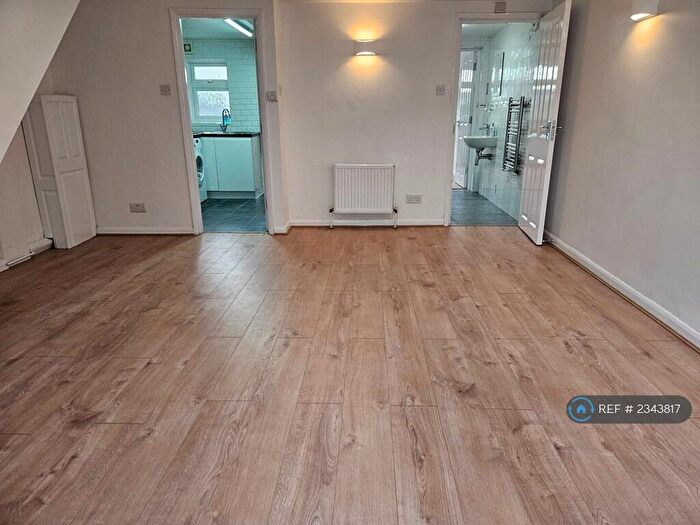 1 Bedroom Flat To Rent In Valentine Road, Harrow, HA2