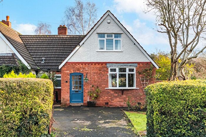 3 Bedroom Semi Detached House For Sale In Tessall Lane, Birmingham, West Midlands, B31