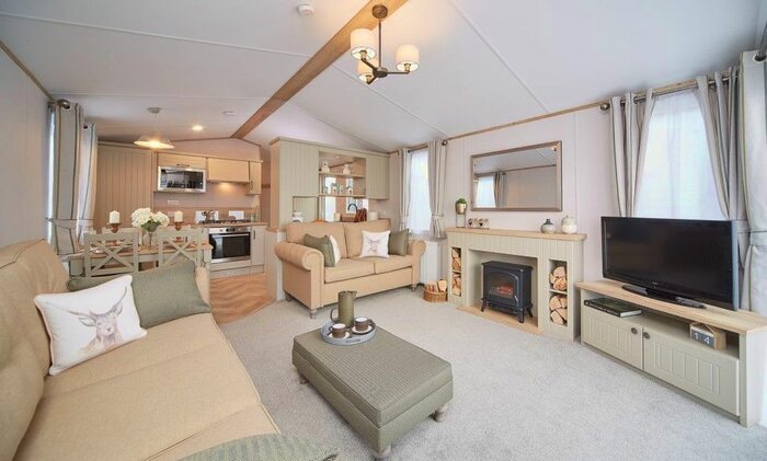 2 Bedroom Mobile/park Home For Sale In Coneysthorpe, York, YO60