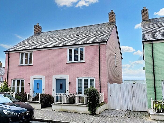 2 Bedroom Semi-Detached House For Sale In Stret Goryan, Nansledan, TR8