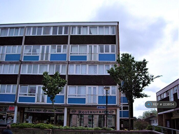 3 Bedroom Flat To Rent In The Square, Bracknell, RG12
