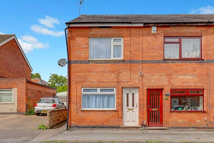 3 Bedroom Terraced House For Sale In Chatsworth Avenue, Carlton, NG4