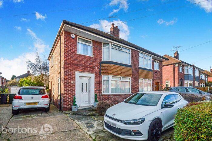 3 Bedroom Semi-Detached House To Rent In Pringle Road, Brinsworth, S60