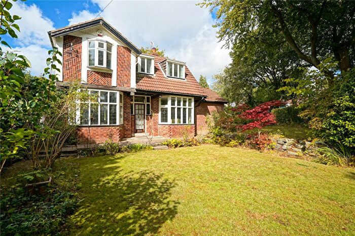 3 Bedroom Detached House For Sale In Marcliff Crescent, Wickersley, Rotherham, South Yorkshire, S66