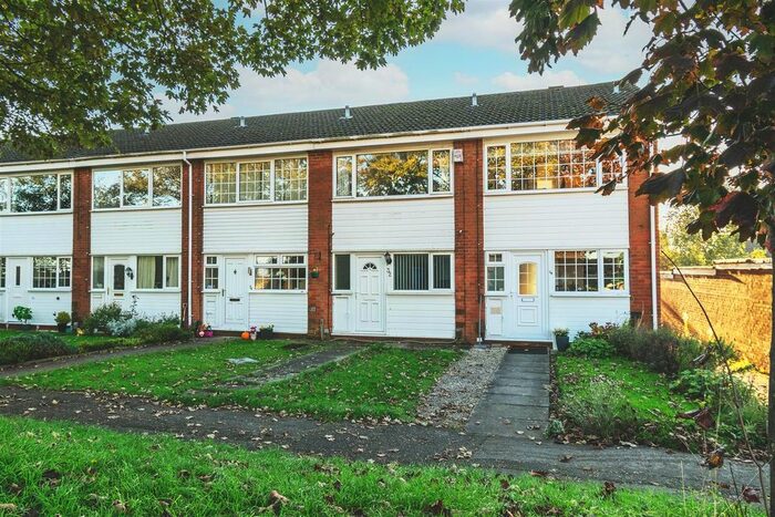 2 Bedroom Town House To Rent In Ormskirk Rise, Spondon, Derby, DE21